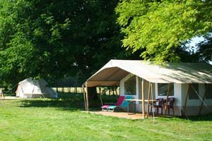 Location hébergements en Haute-Saône camping